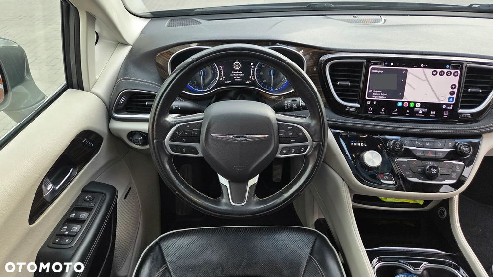 Chrysler Pacifica - 14