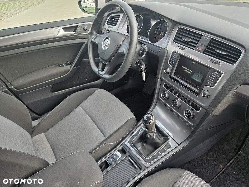 Volkswagen Golf Variant - 5