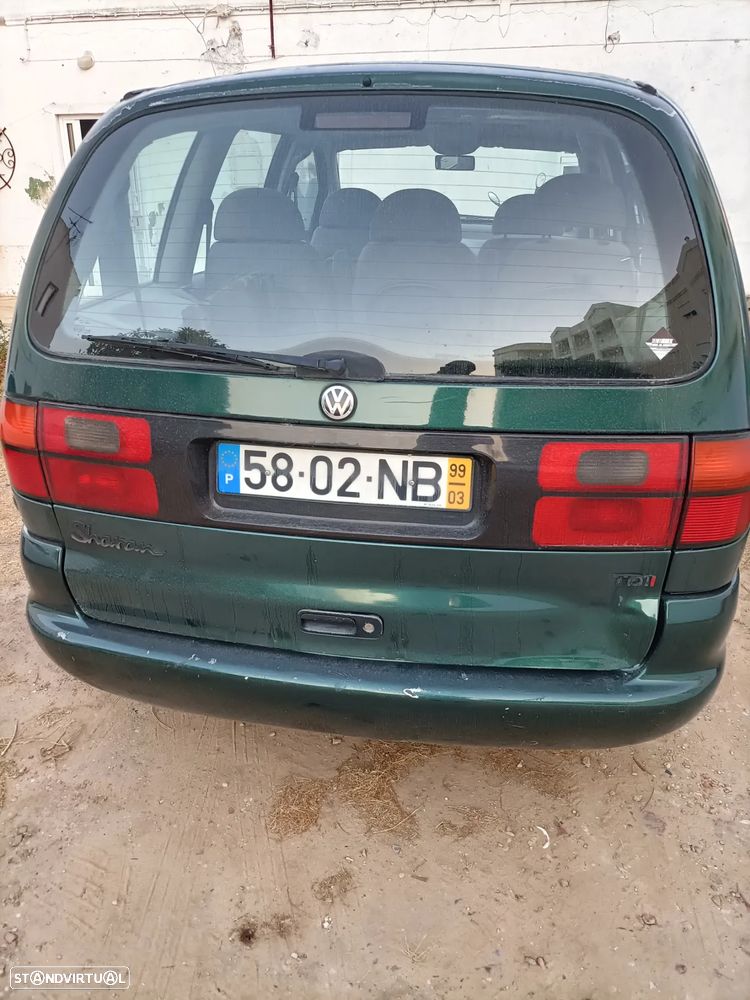 VW Sharan 1.9 TDi CL 7L - 2