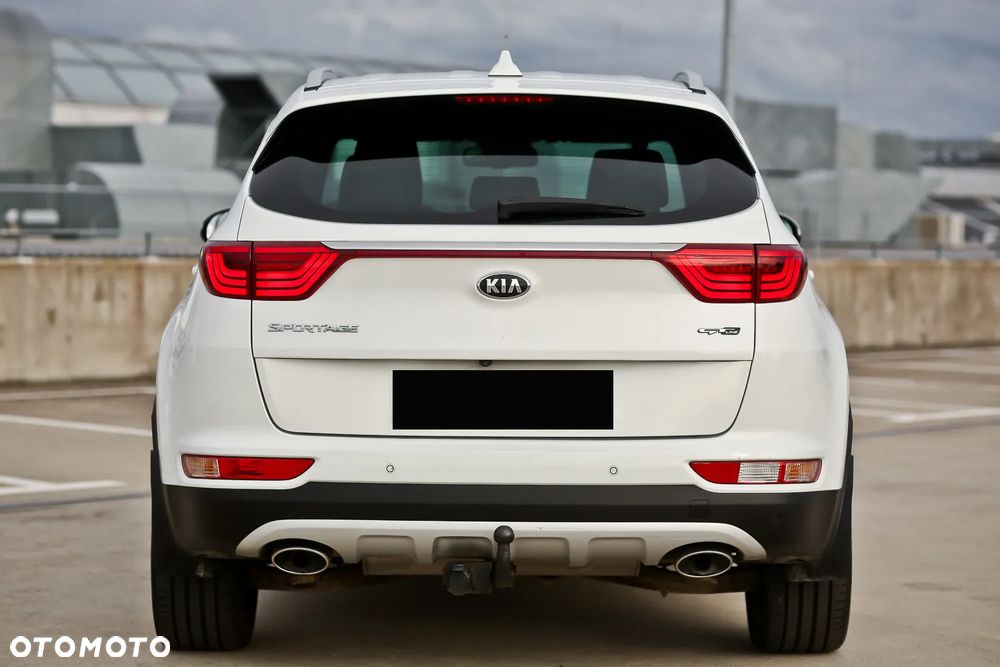 Kia Sportage 2,0 CRDI AWD GT Line - 14