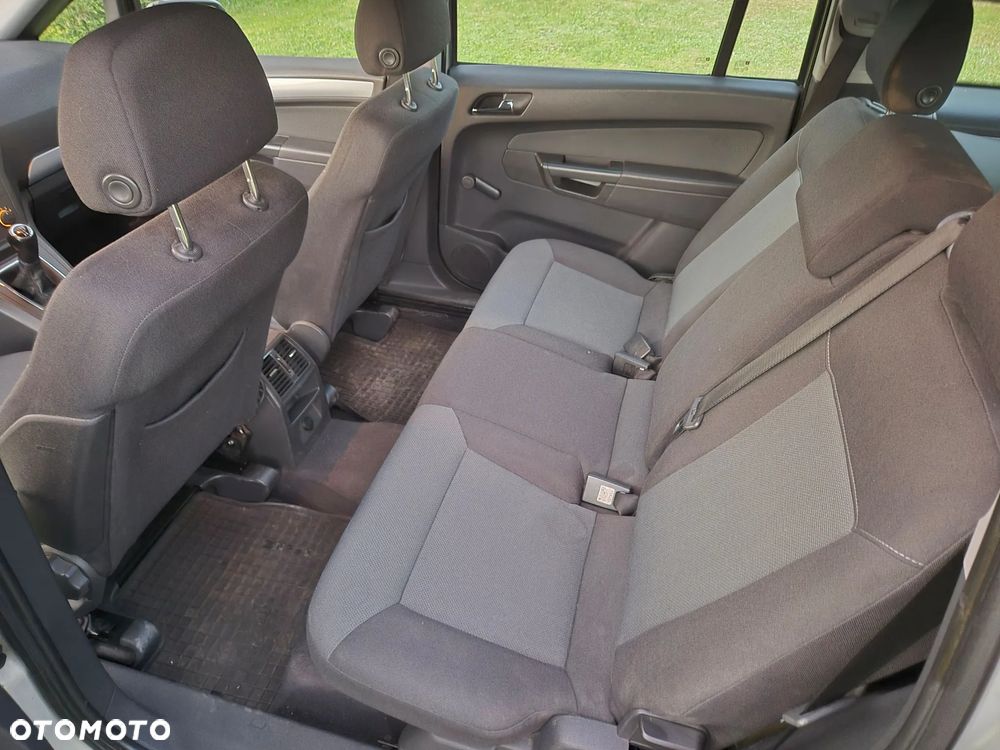Opel Zafira 1.8 - 16