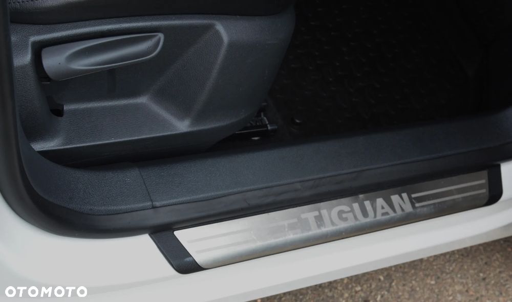 Volkswagen Tiguan - 26