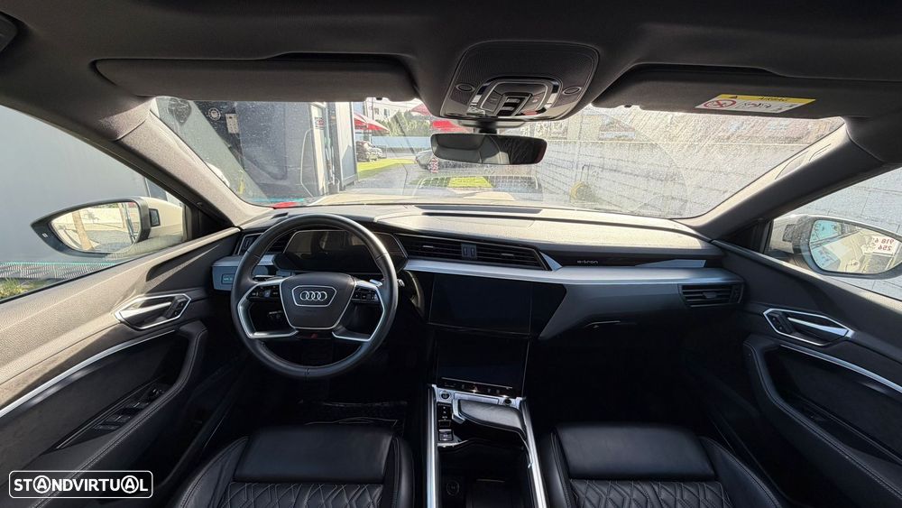 Audi e-tron 55 quattro S line - 23