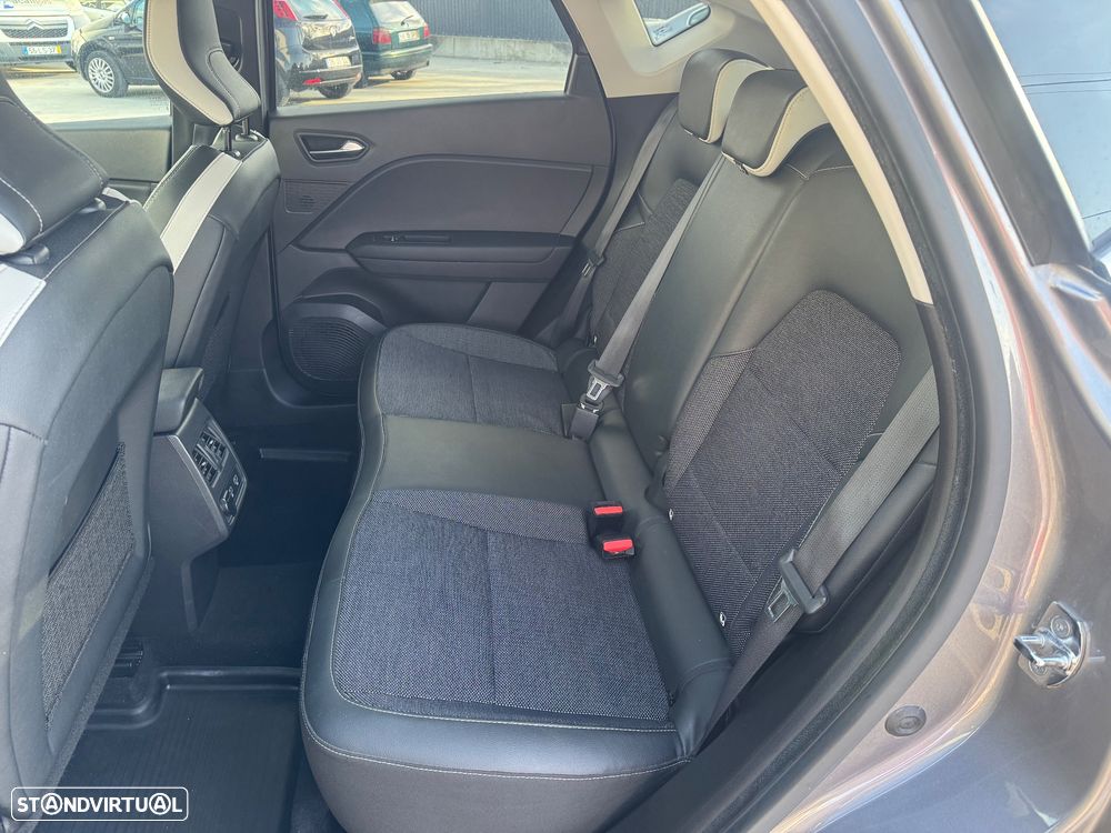 Renault Captur 1.6 E-Tech Full Hybrid Techno - 12