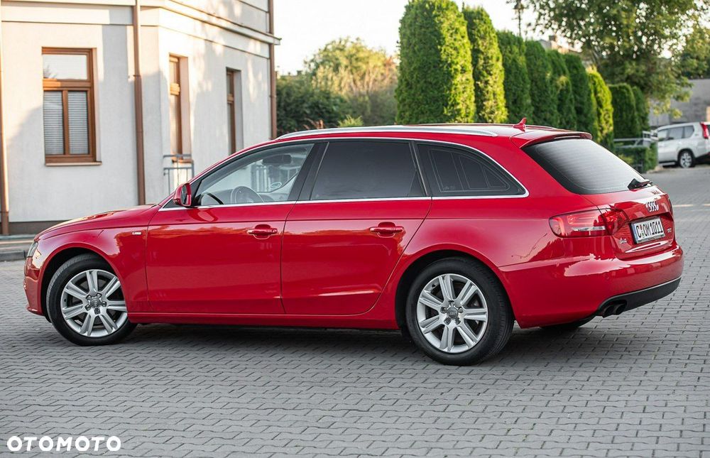 Audi A4 Avant - 13