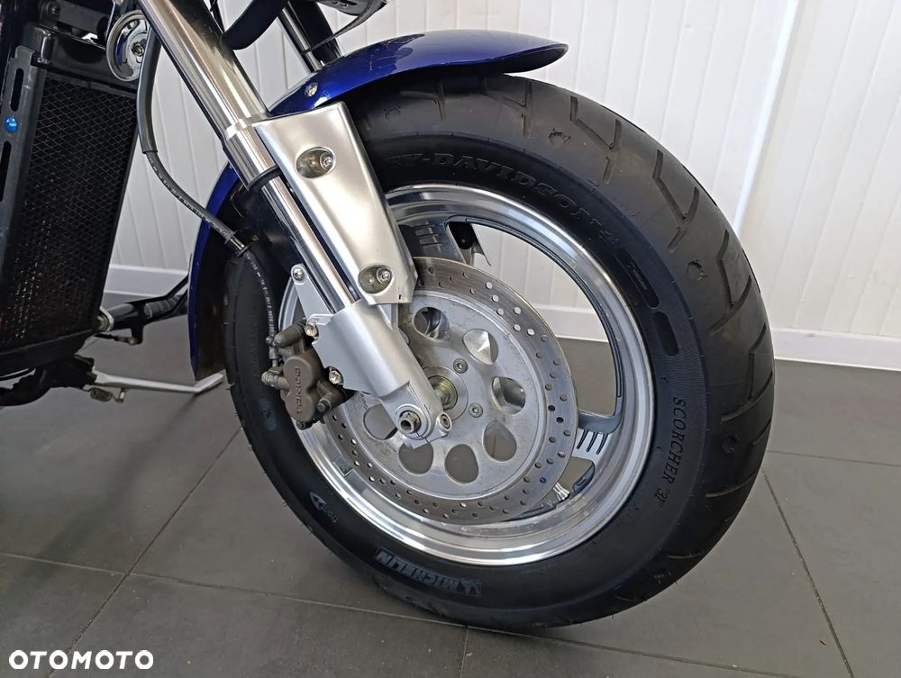 Suzuki Marauder - 5