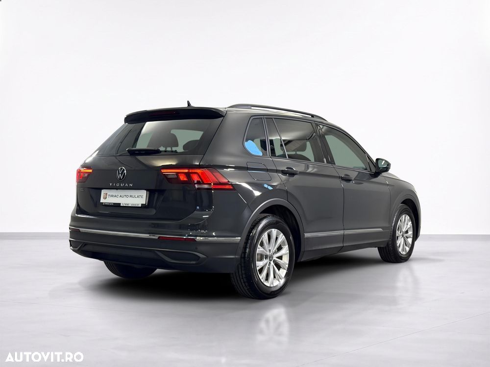 Volkswagen Tiguan - 6