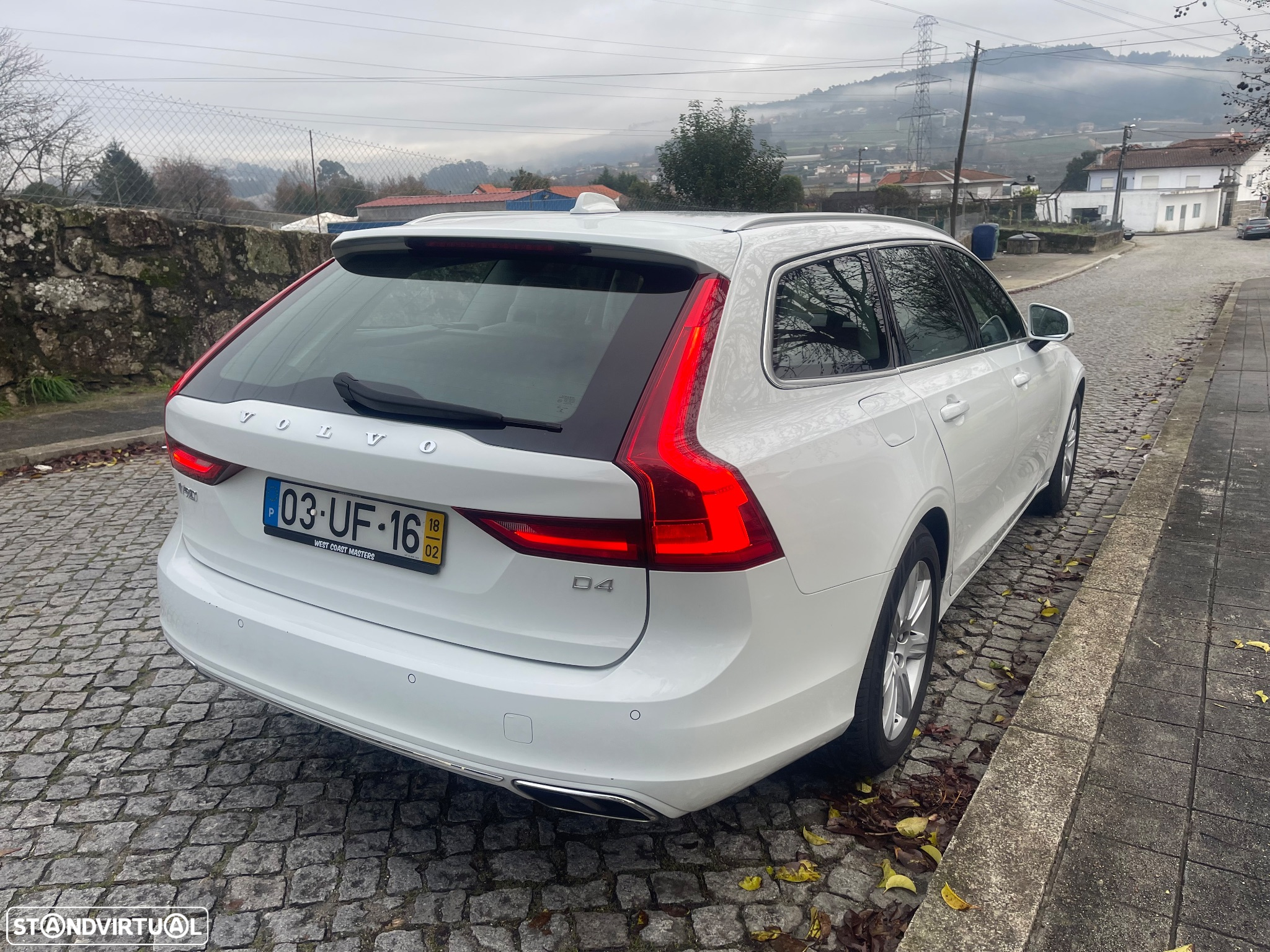 Volvo V90 2.0 D4 Momentum Plus - 6