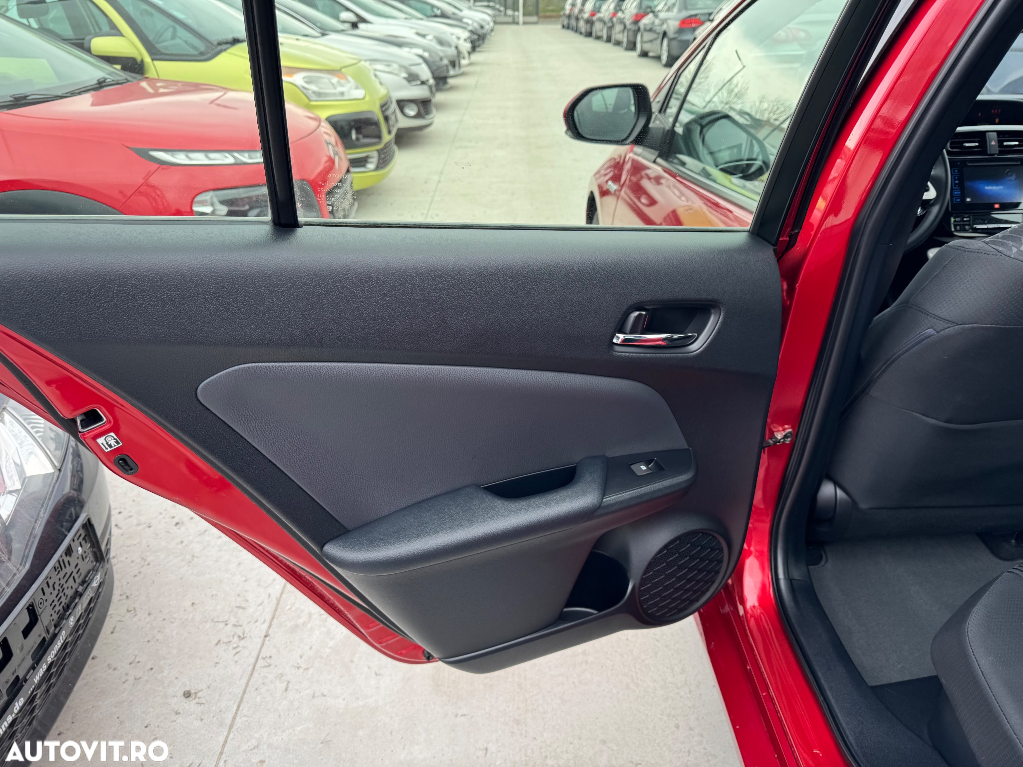 Toyota Prius 1.8 Dual VVT-i Luna - 22