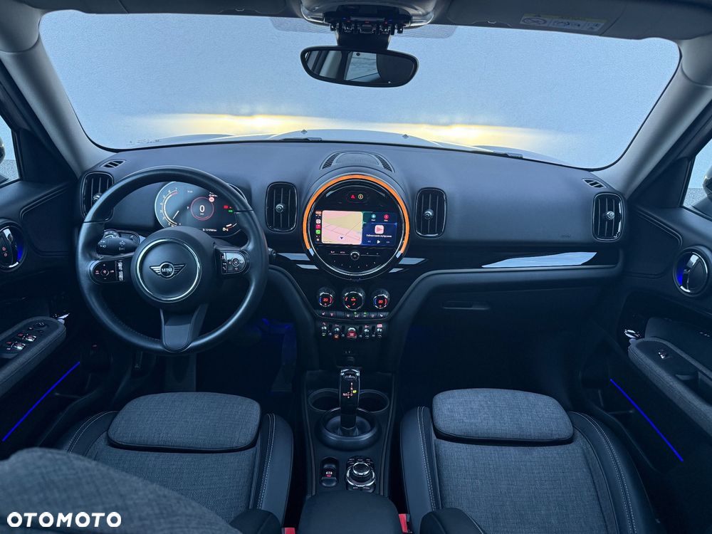 MINI Countryman Cooper Classic Trim - 13