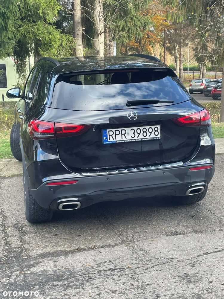 Mercedes-Benz GLA 200 Business Edition - 26