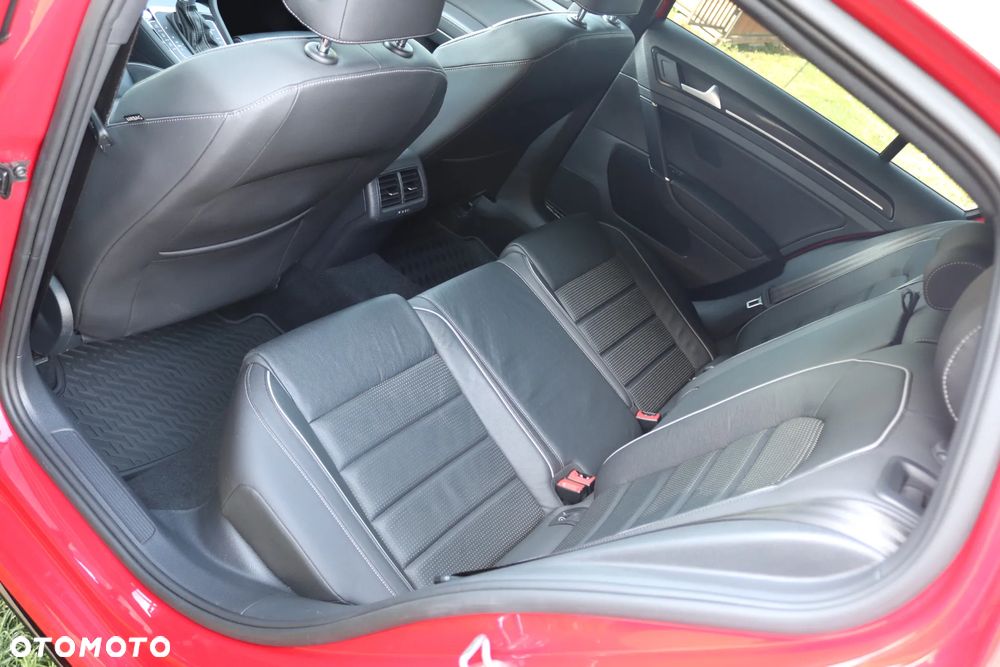 Volkswagen Golf 2.0 TSI BMT 4Mot R DSG - 25
