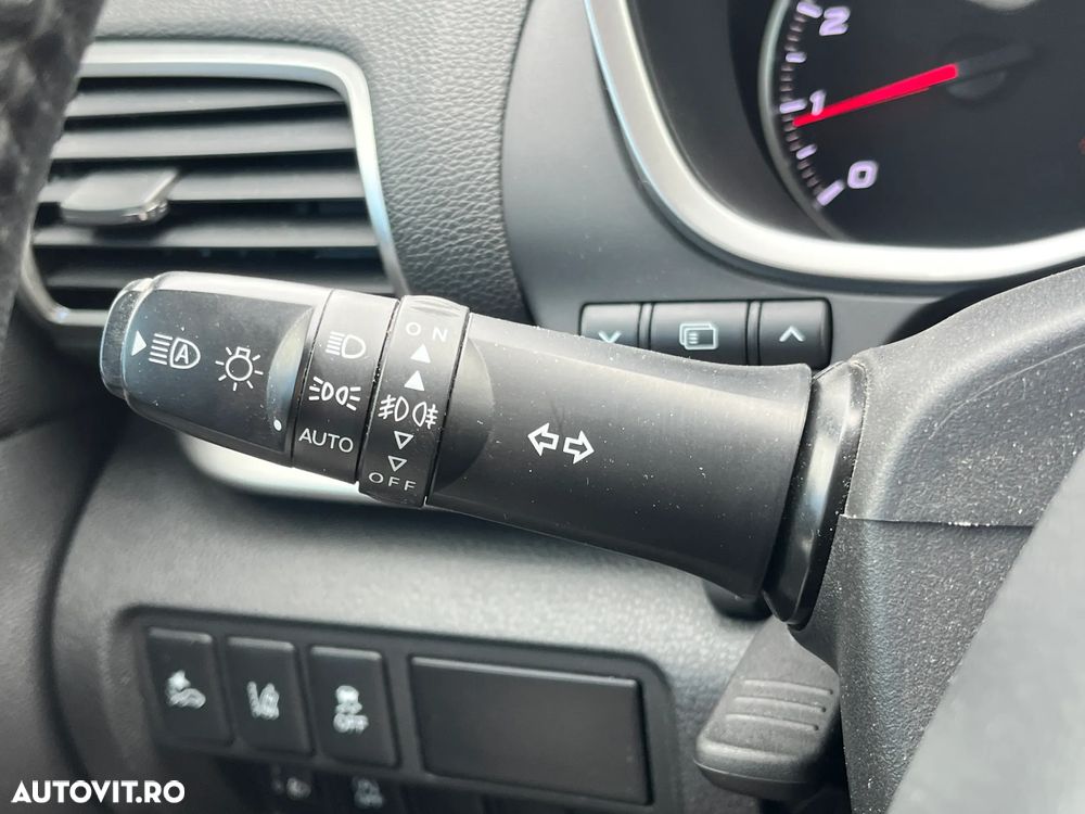 Mitsubishi Eclipse-Cross - 17