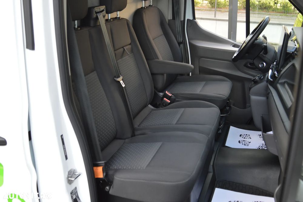 Ford E-TRANSIT L3H2 3500KG - 12