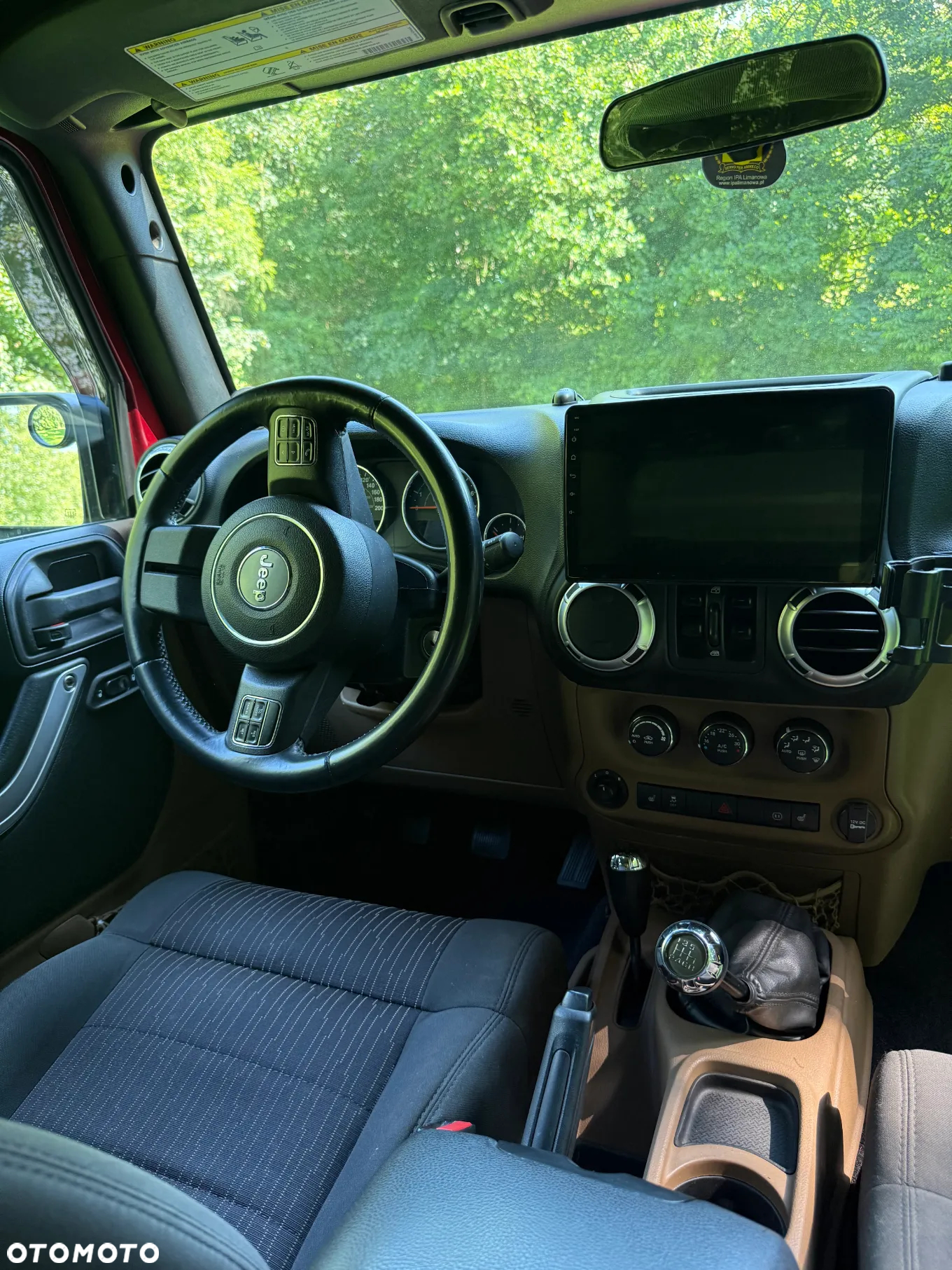 Jeep Wrangler - 11