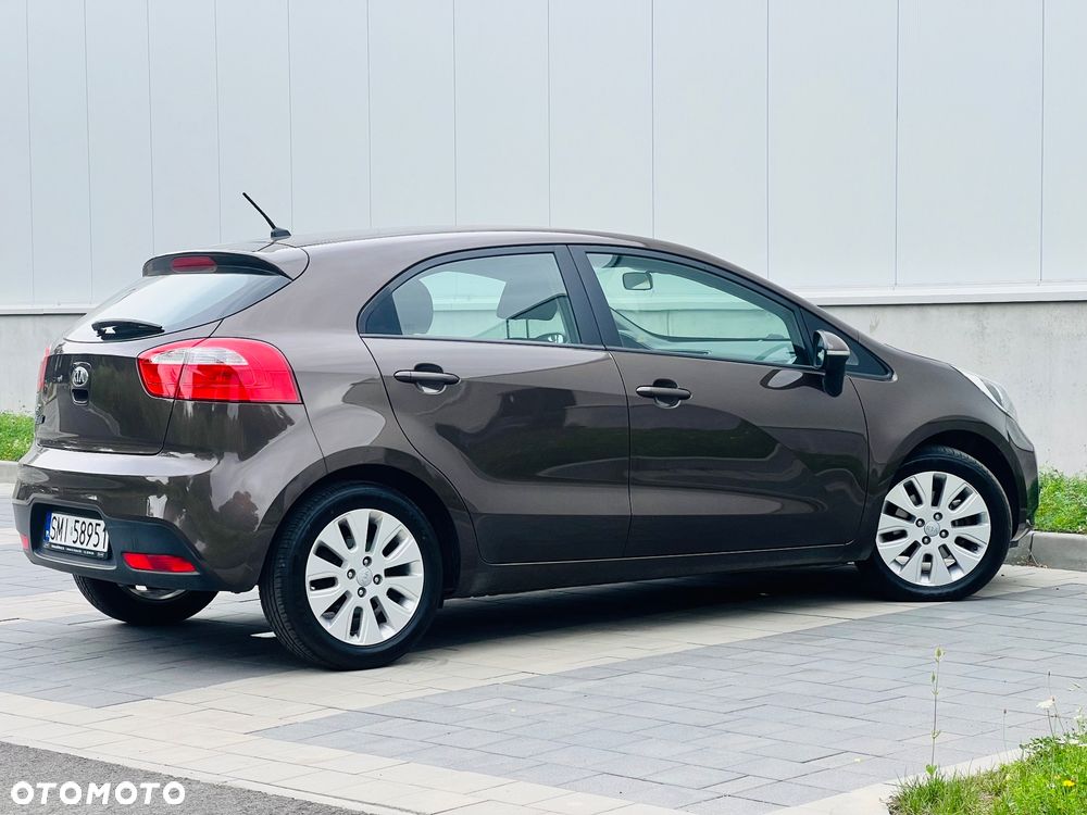 Kia Rio 1.2 Business Line - 19
