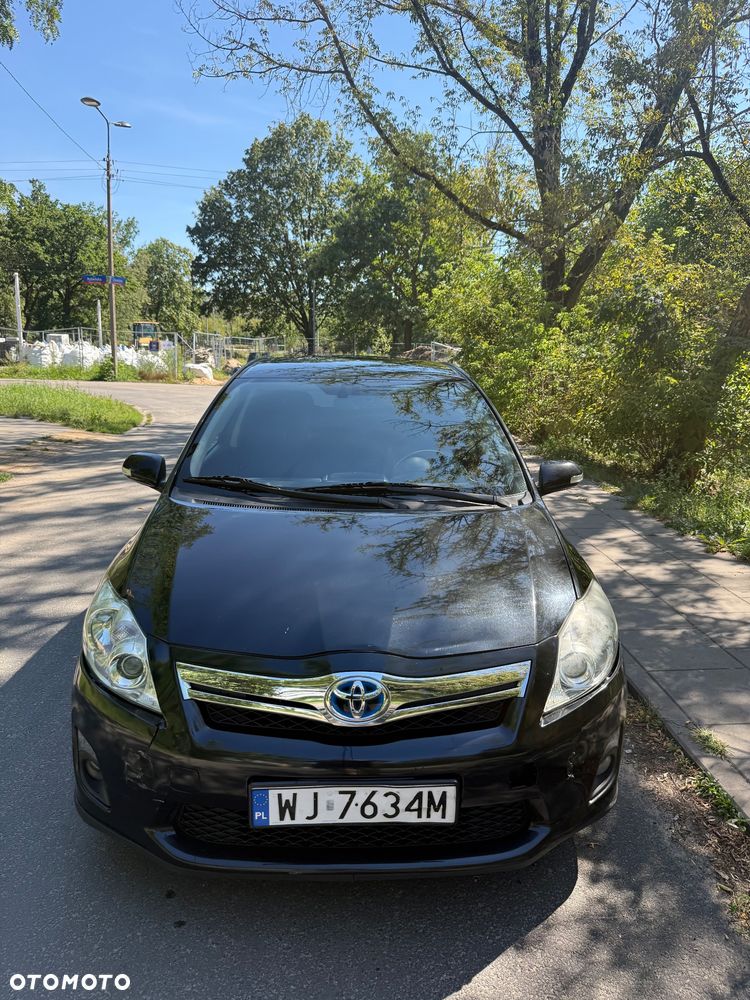 Toyota Auris 1.8 HSD Luna - 2