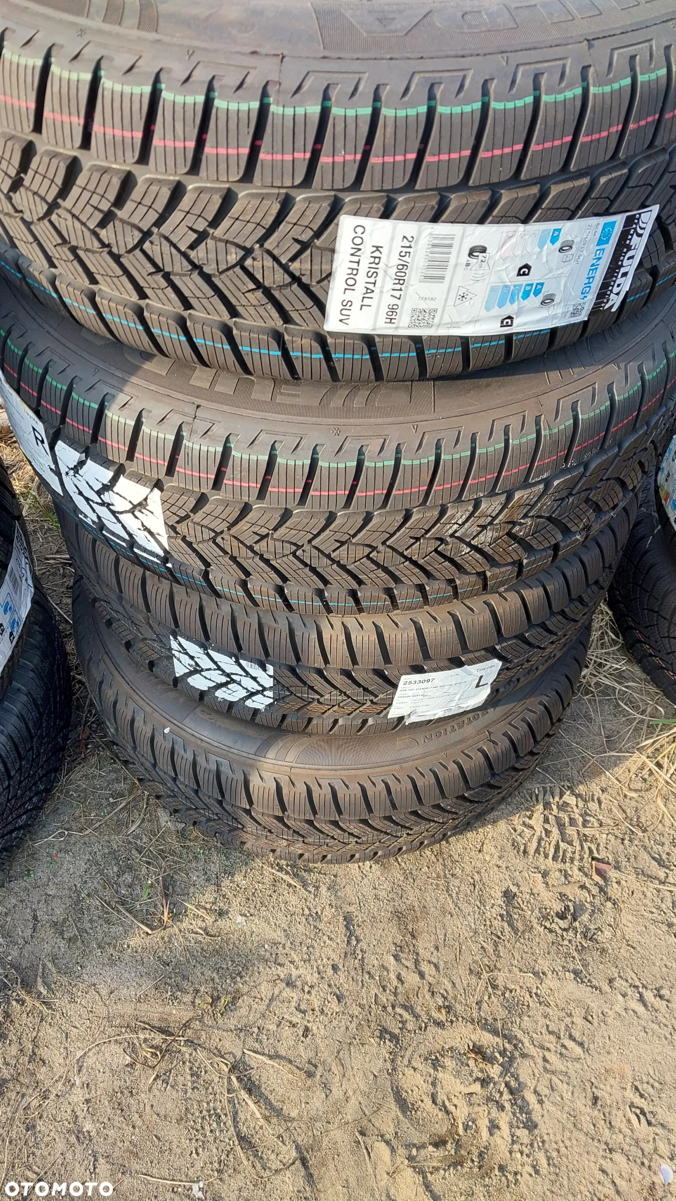 Komplet kol zimowych TOYOTA 17'' 5x114 ET39 7,5J CAMRY RAV4 auris  CzujnikiTPMS - 2