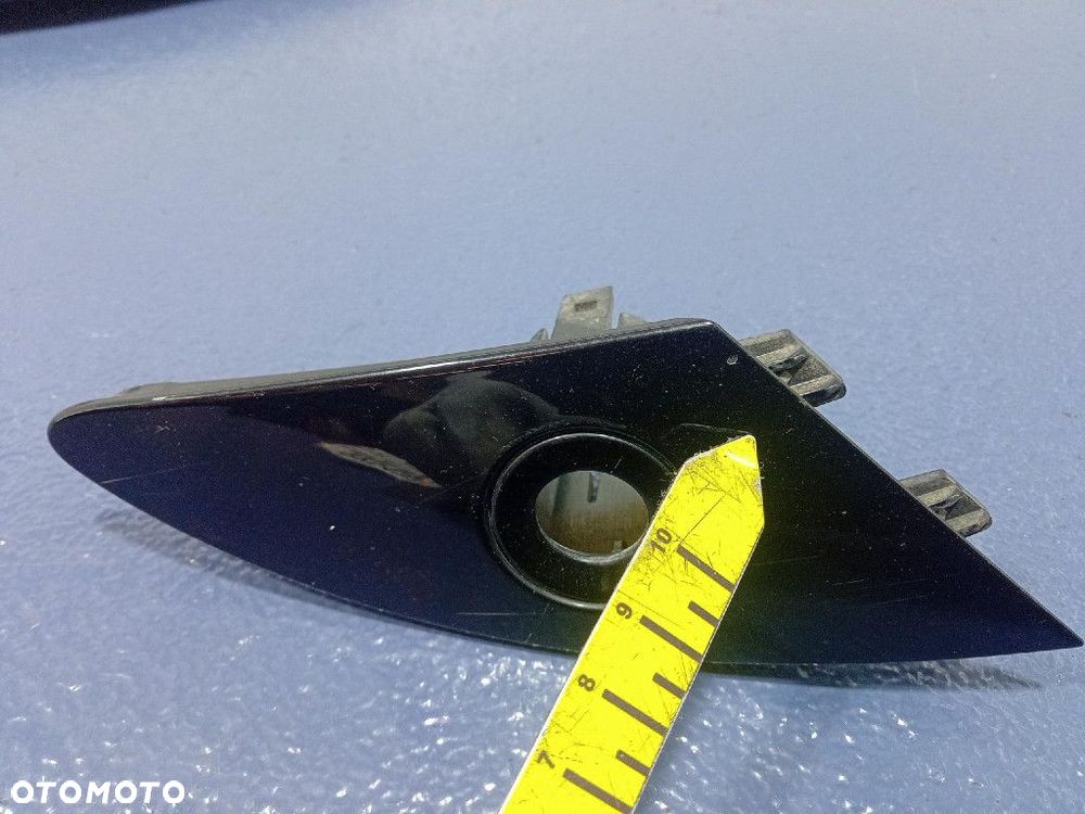 MERCEDES R W251 ZAŚLEPKA OSŁONA ZDERZAK PRZÓD PRAWA A2518851023 197 - 7