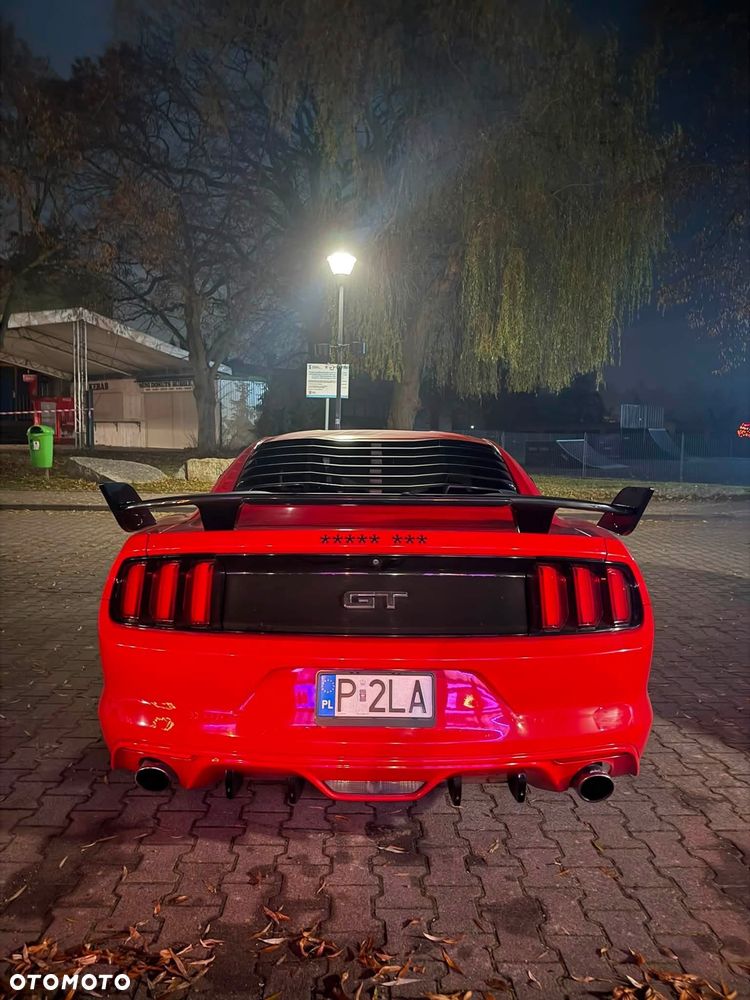 Ford Mustang 5.0 V8 GT - 13