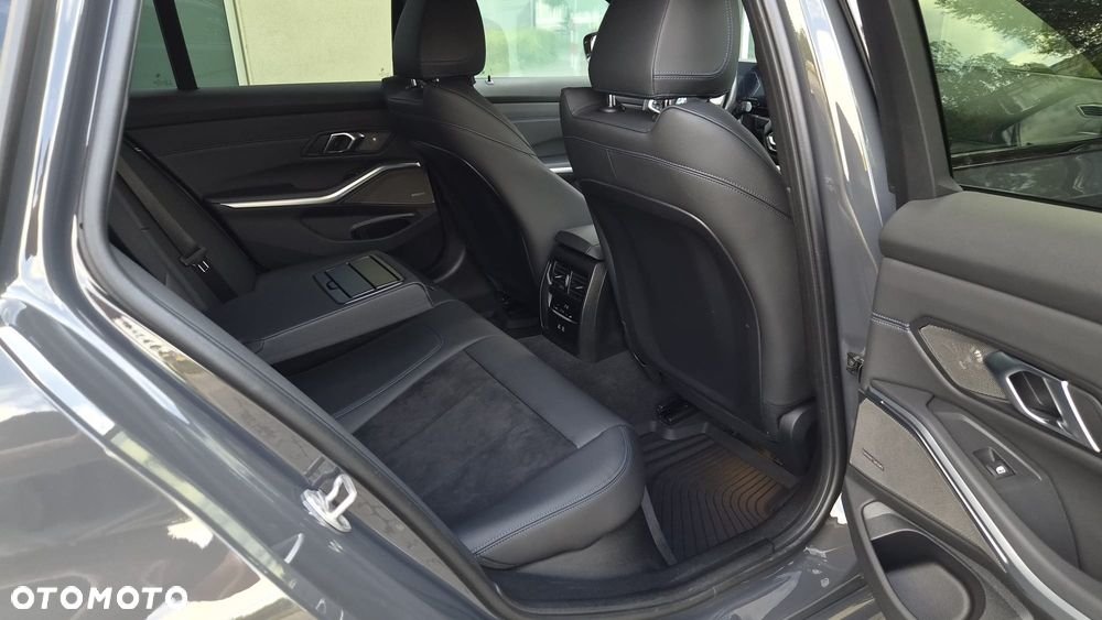 BMW Seria 3 - 28