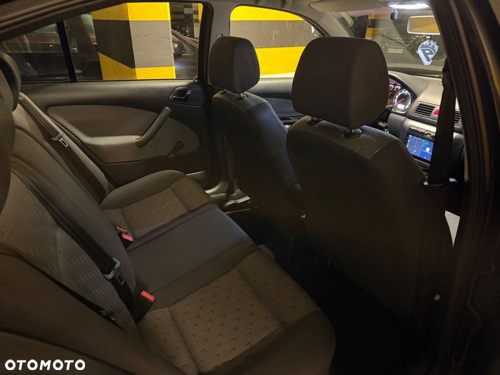 Skoda Octavia 1.9 TDI Tour - 7