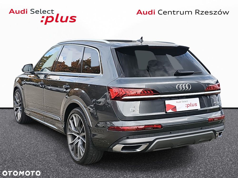Audi Q7 - 7
