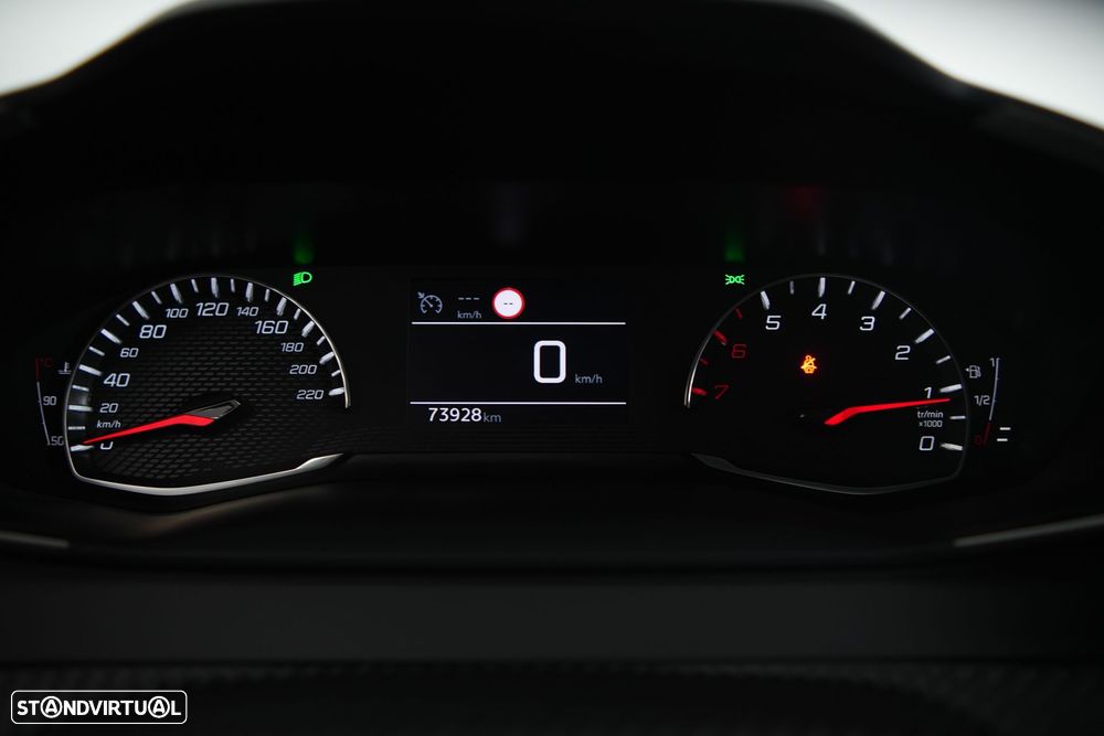 Peugeot 208 1.2 PureTech Allure - 28