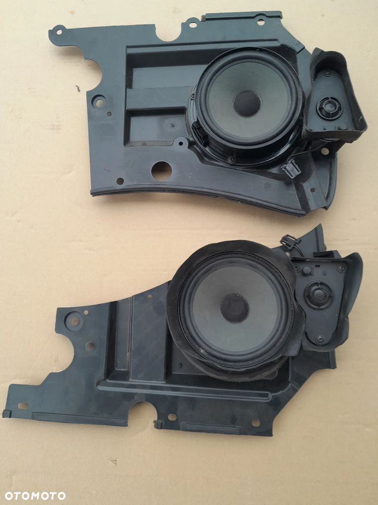 Vw T5 lift Multivan głośniki tył