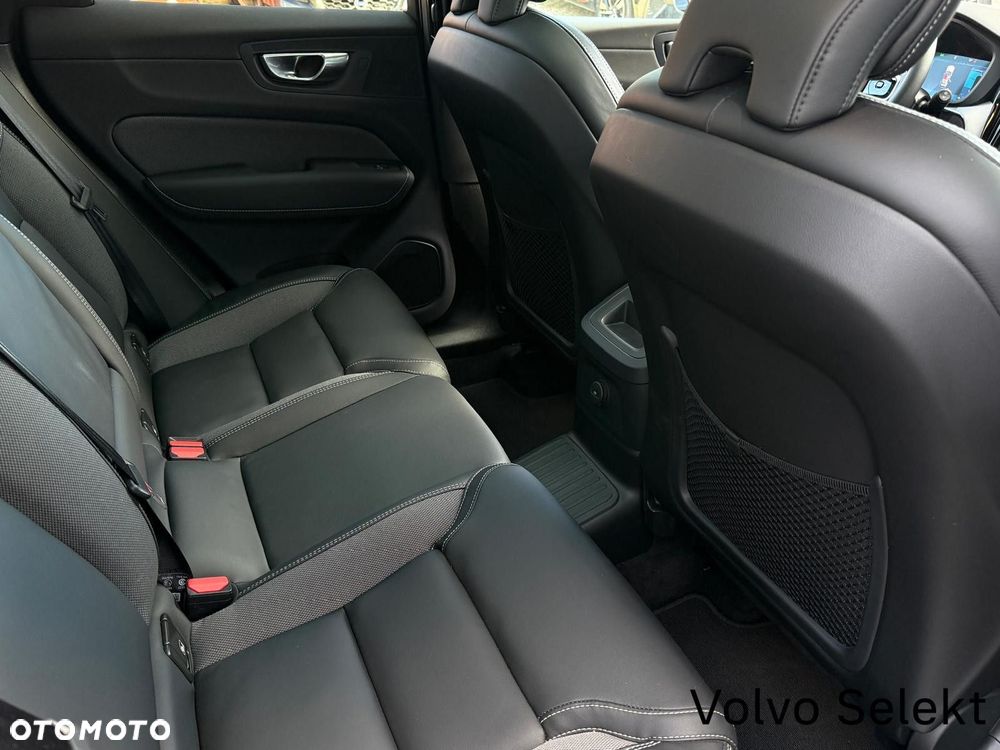 Volvo XC 60 - 25