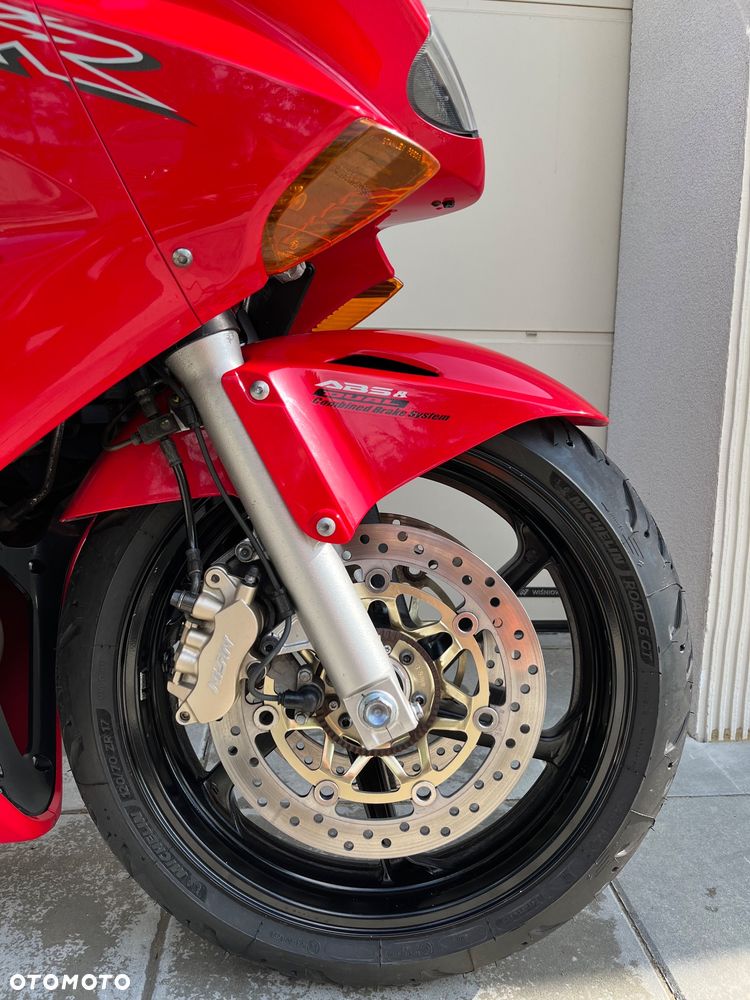 Honda VFR - 14