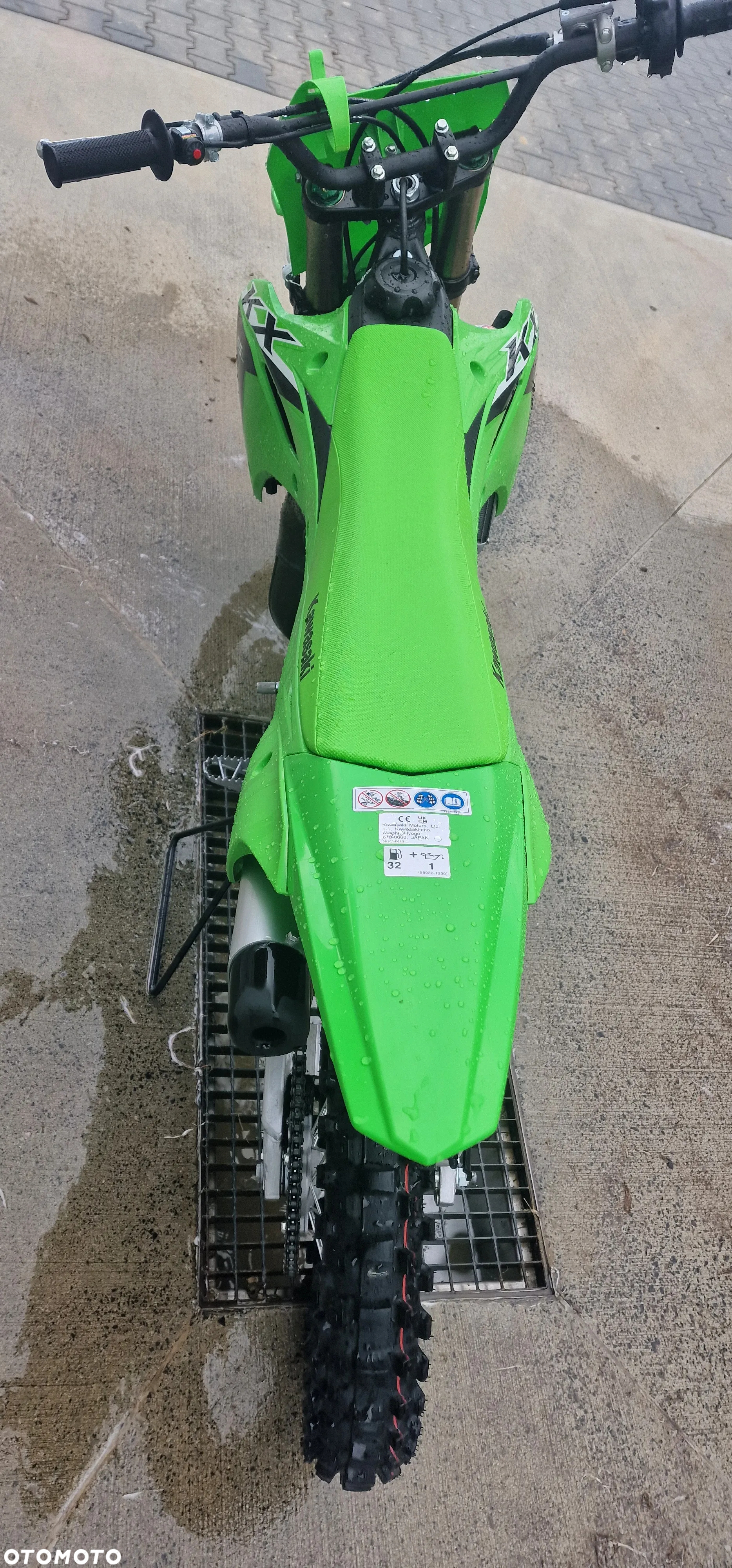 Kawasaki KX - 18