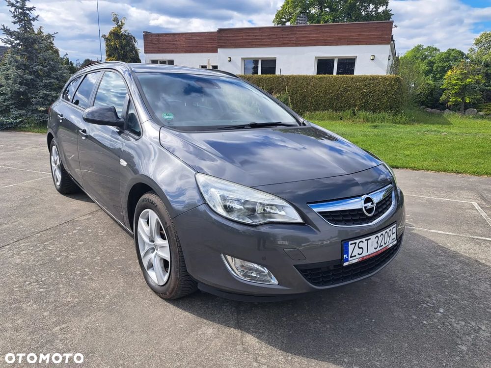 Opel Astra 2.0 CDTI DPF Automatik - 1