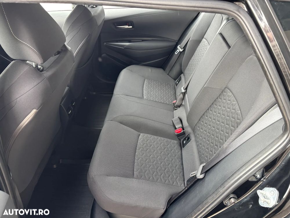 Toyota Corolla 2.0 Business Edition - 38