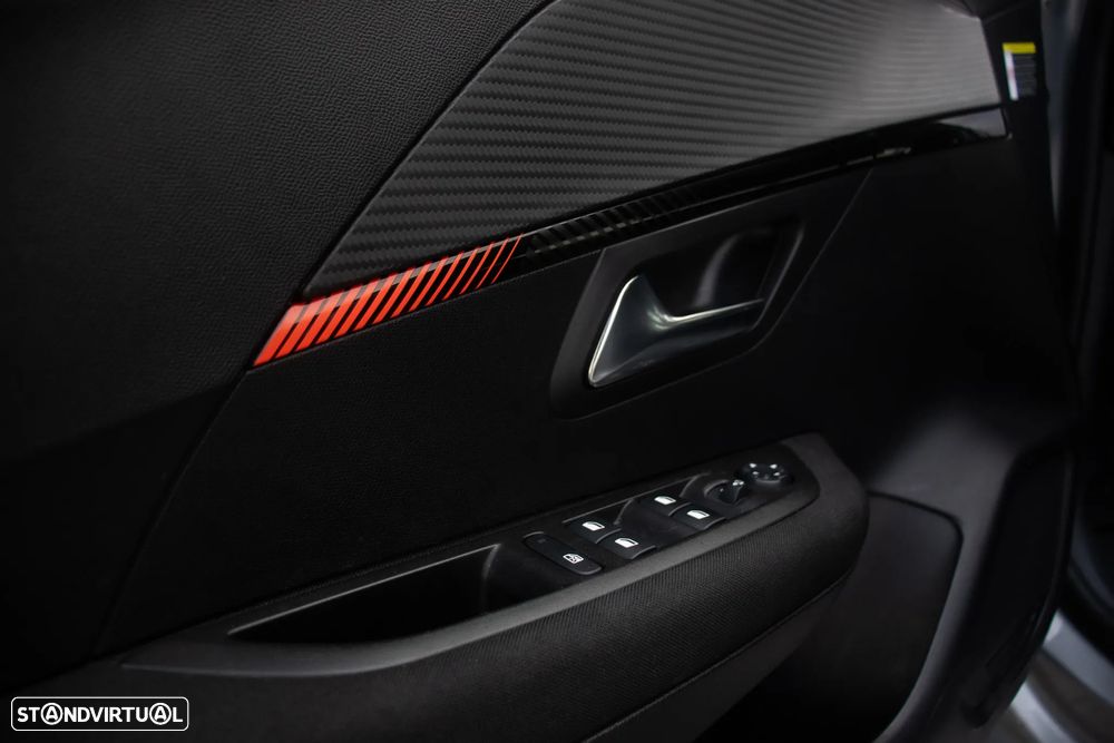 Peugeot e-208 Allure Pack - 13