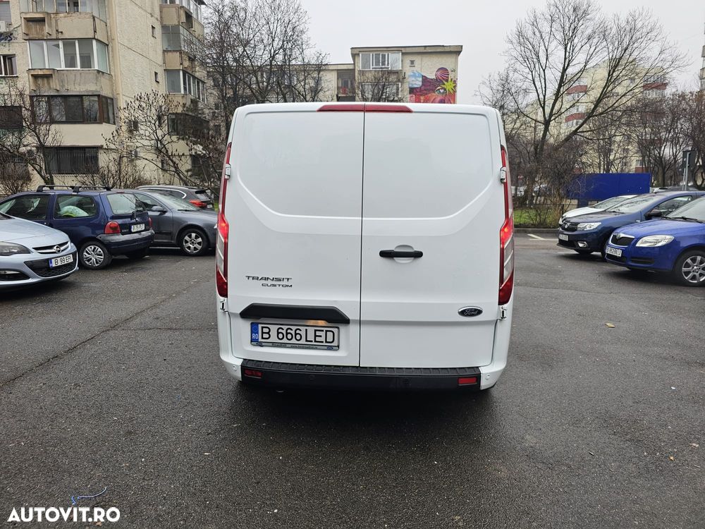 Ford Transit Custom - 5