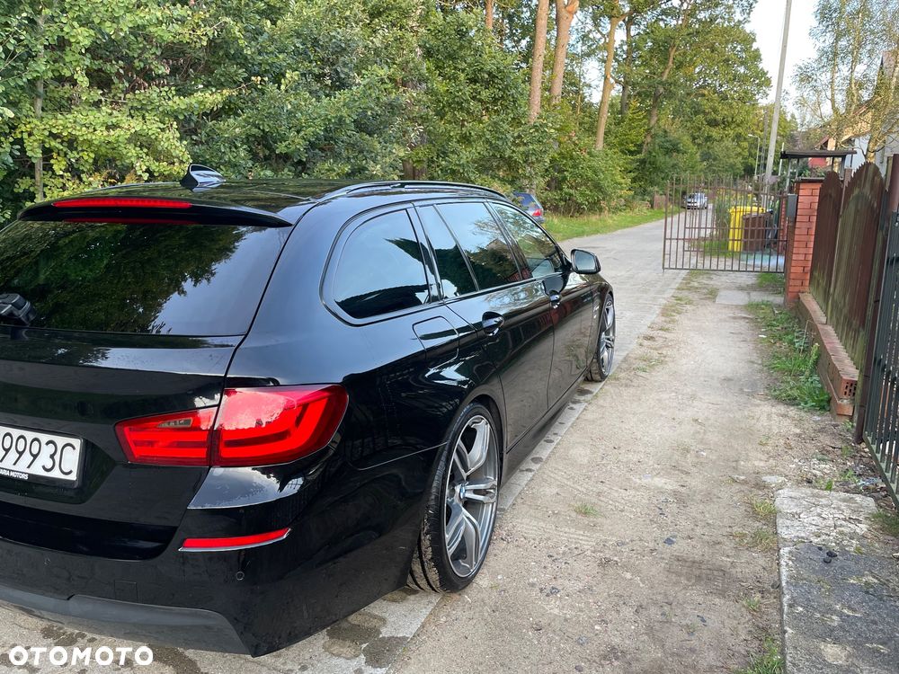 BMW Seria 5 530d Touring - 8