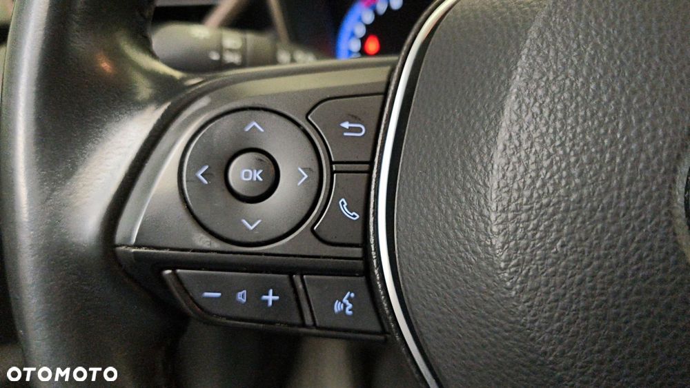 Toyota Corolla 2.0 Hybrid Trek - 22