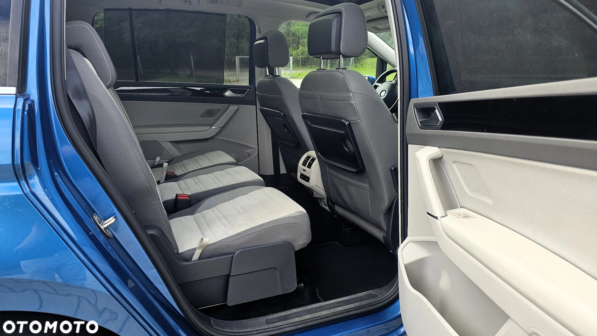 Volkswagen Touran 2.0 TDI BMT Highline - 18