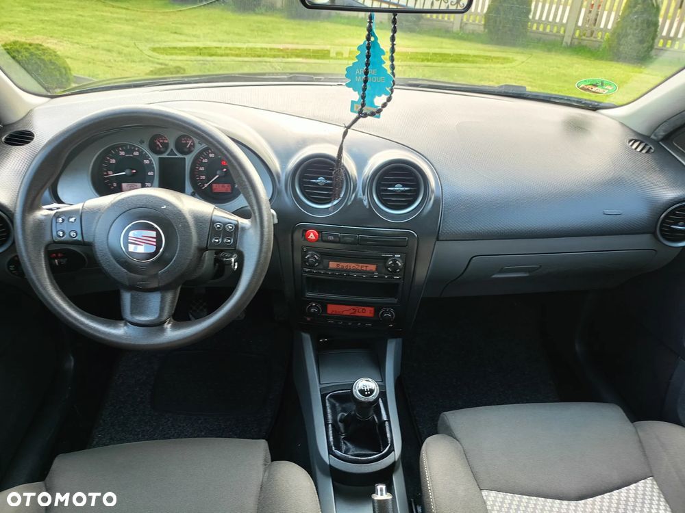 Seat Ibiza 1.4 16V Entry - 23