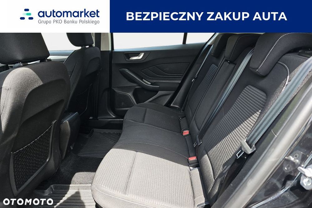Ford Focus 1.0 EcoBoost Titanium - 11