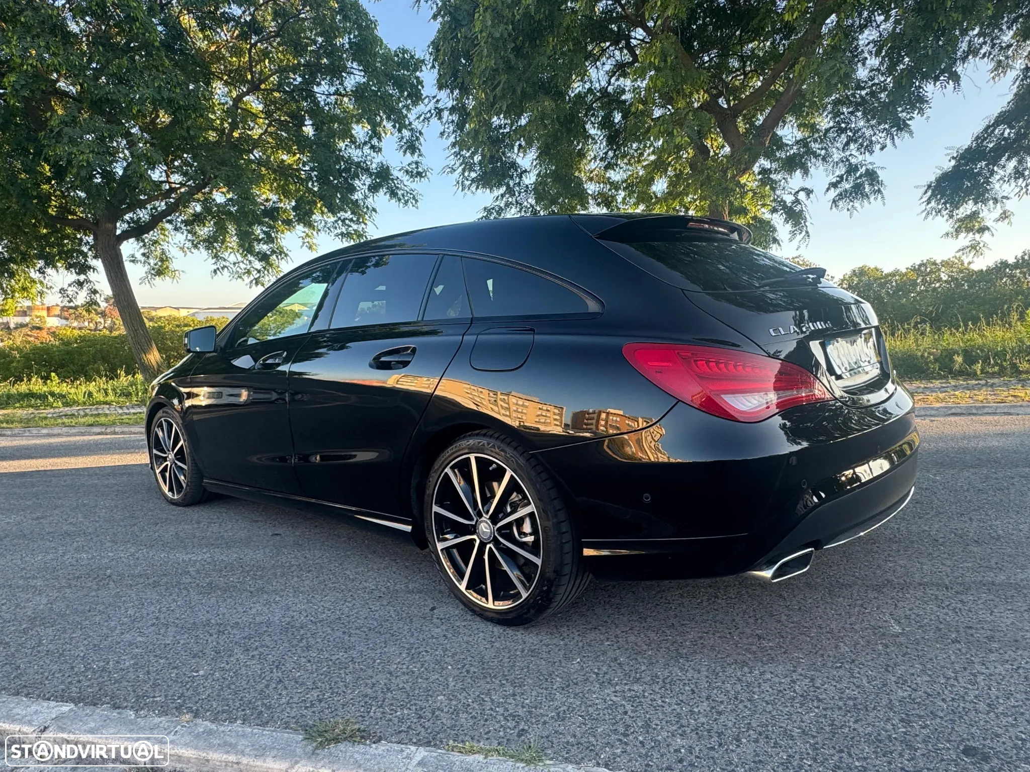 Mercedes-Benz CLA 200 Shooting Brake (CDI) d 4Matic 7G-DCT - 14