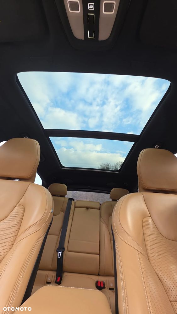 Volvo XC 60 B5 D AWD Inscription - 31