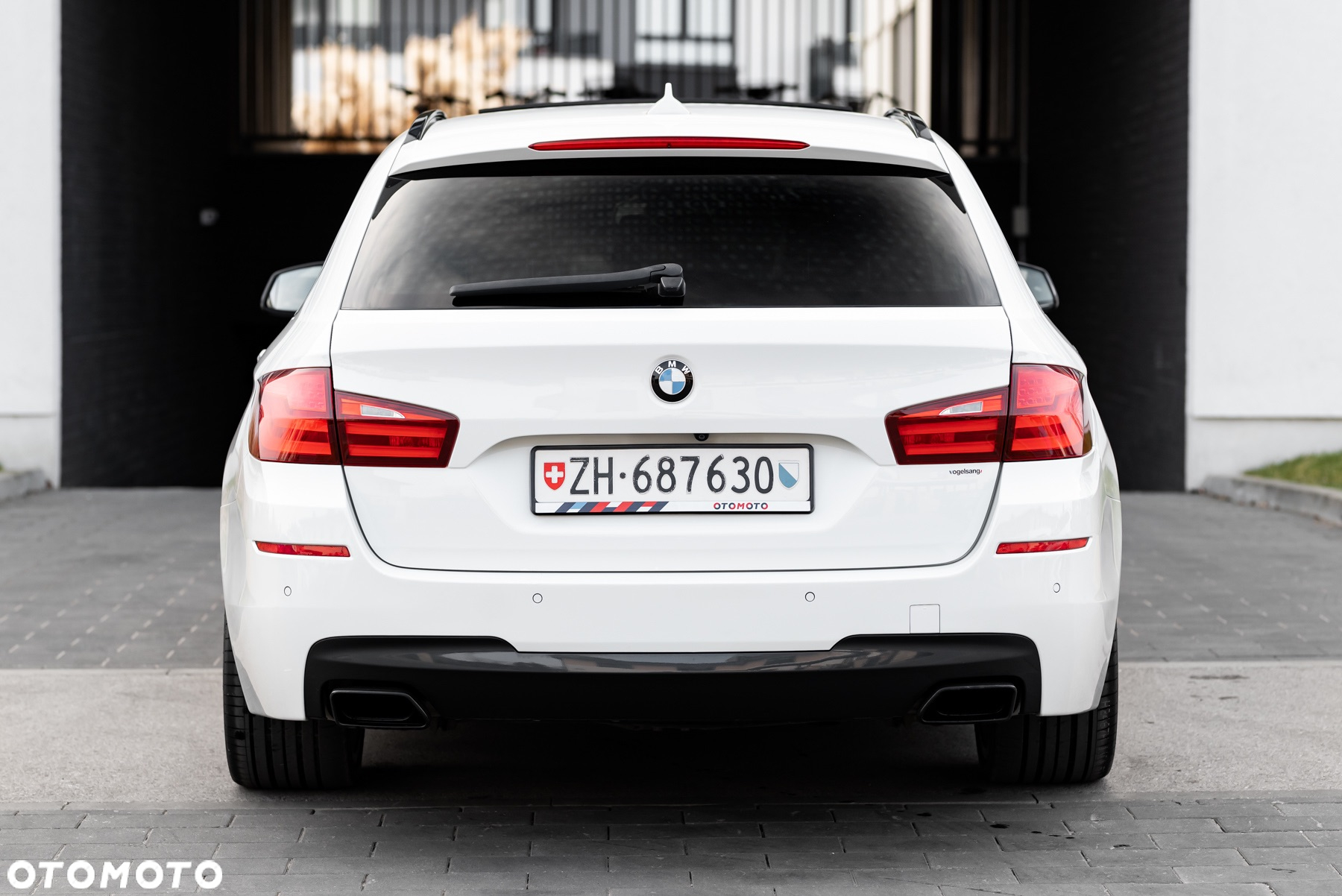 BMW Seria 5 M550d xDrive Touring Sport-Aut - 8
