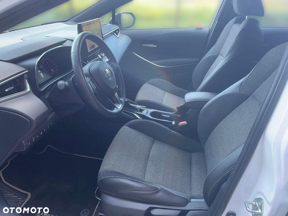 Toyota Corolla 1.8 Hybrid Style - 8