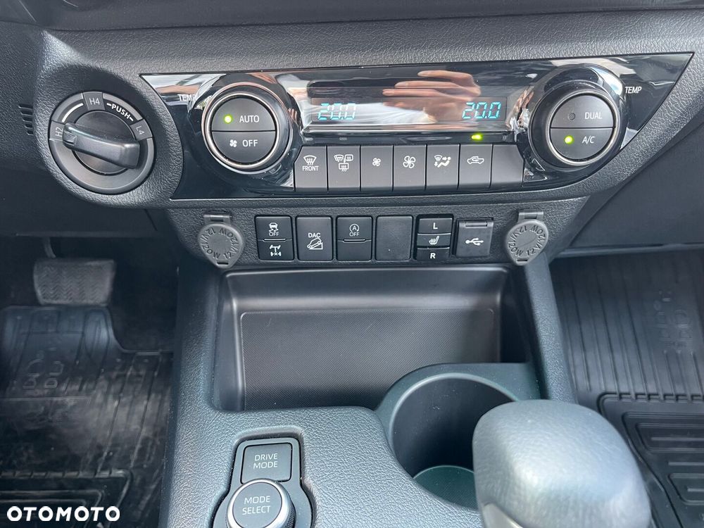 Toyota Hilux 2.8 D-4D mHEV Double Cab Executive 4x4 - 15