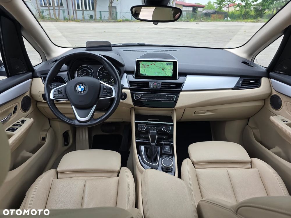 BMW Seria 2 220d Sport-Aut Sport Line - 34