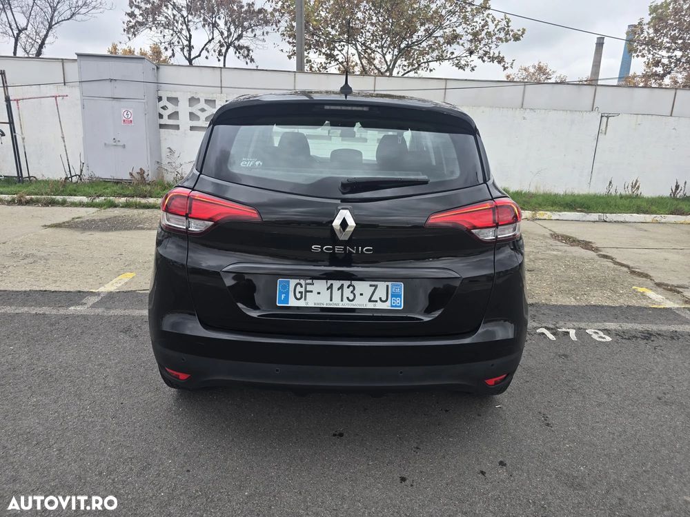 Renault Scenic - 16