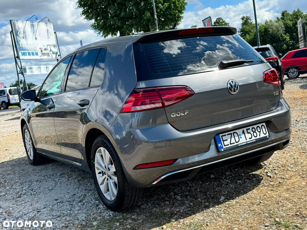 Volkswagen Golf - 8