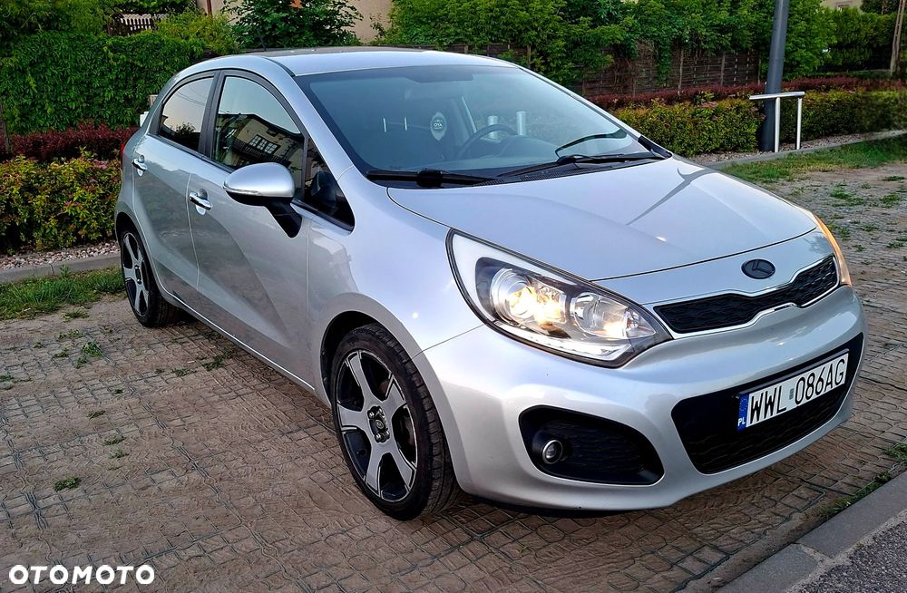 Kia Rio 1.2 XL - 1